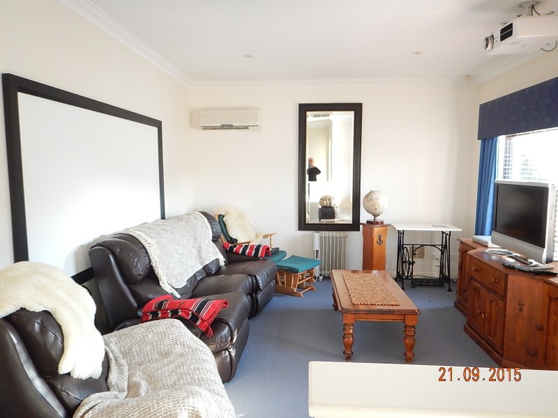 16 Santarosa Way, Stirling WA 6021