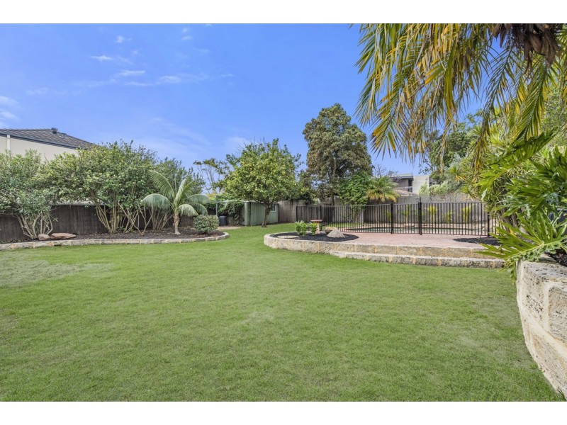 44 Gairloch Street, Applecross WA 6153