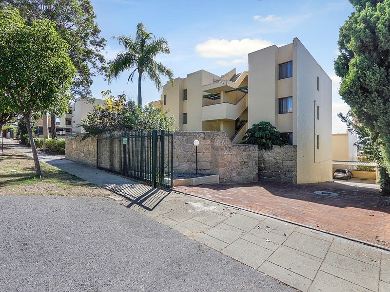 30/53 King George Street, Victoria Park WA 6100