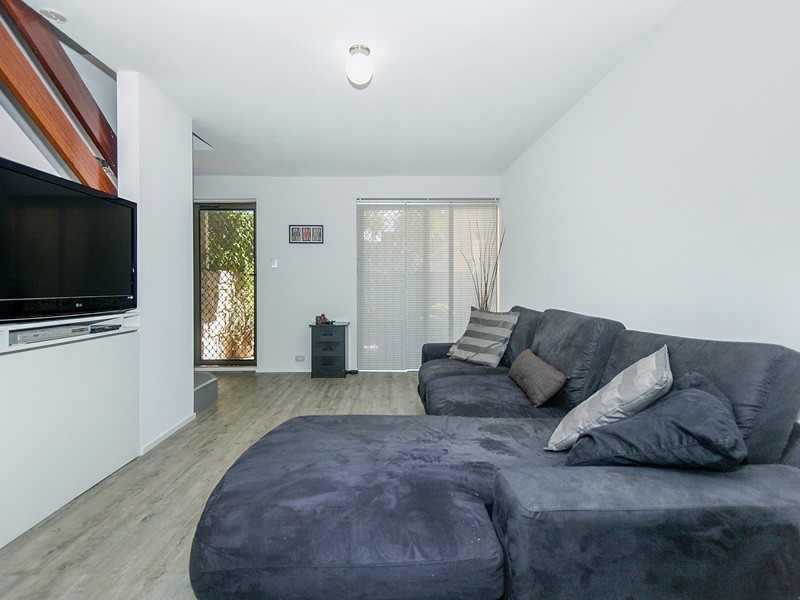 30/53 King George Street, Victoria Park WA 6100