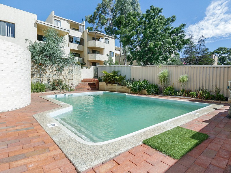 30/53 King George Street, Victoria Park WA 6100