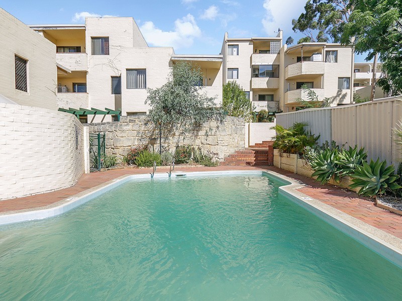 30/53 King George Street, Victoria Park WA 6100