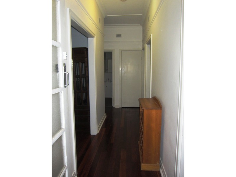 2 Mengler Avenue, Claremont WA 6010