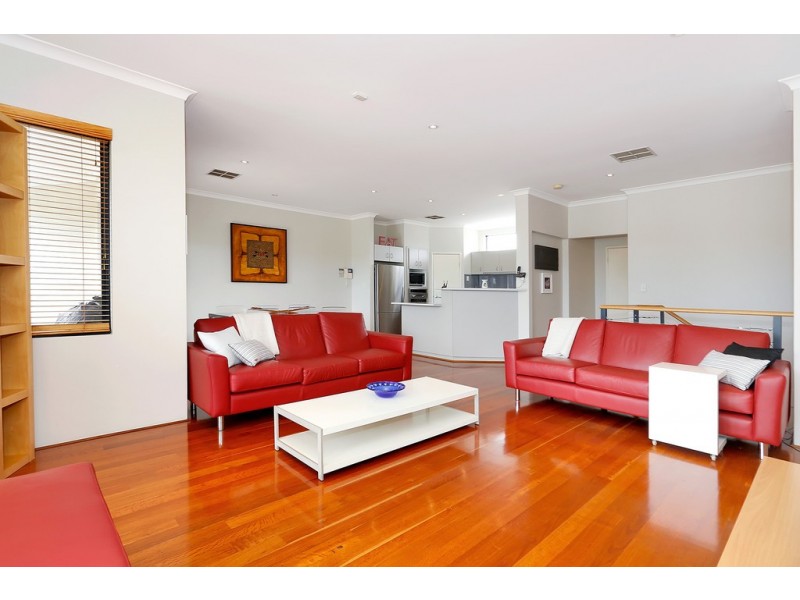 39 Waterway Crescent, Ascot WA 6104