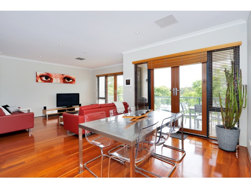 39 Waterway Crescent, Ascot WA 6104