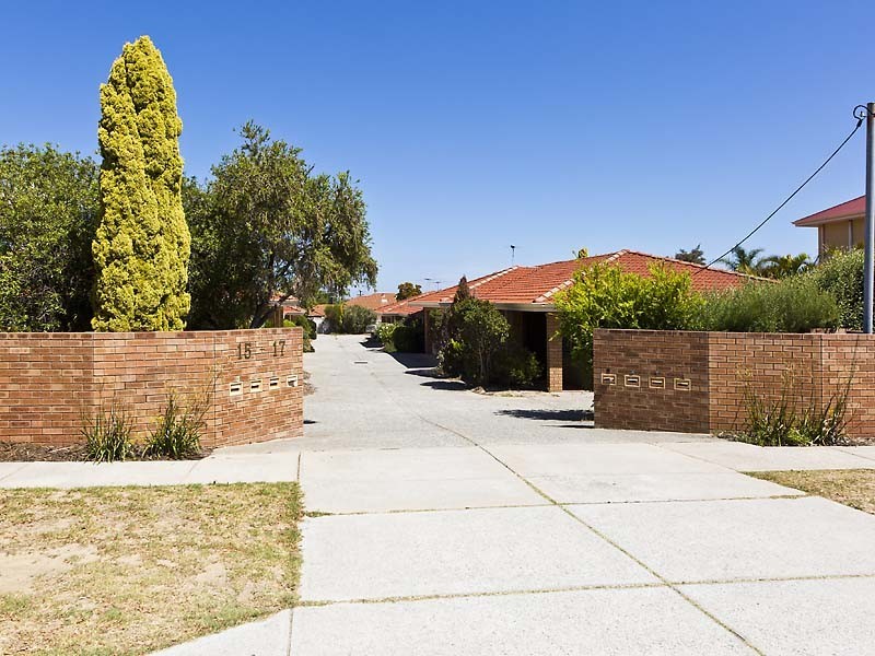 7/15 Clarence Street, Tuart Hill WA 6060