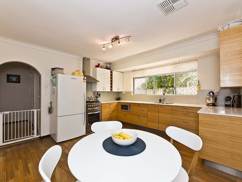 7/15 Clarence Street, Tuart Hill WA 6060