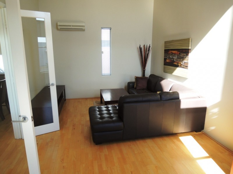 7 Laurino Terrace, Subiaco WA 6008