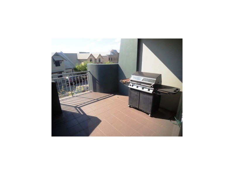 7 Laurino Terrace, Subiaco WA 6008