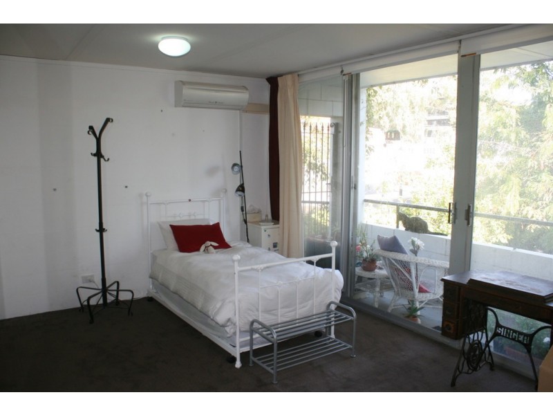 5 Evans Street, Shenton Park WA 6008