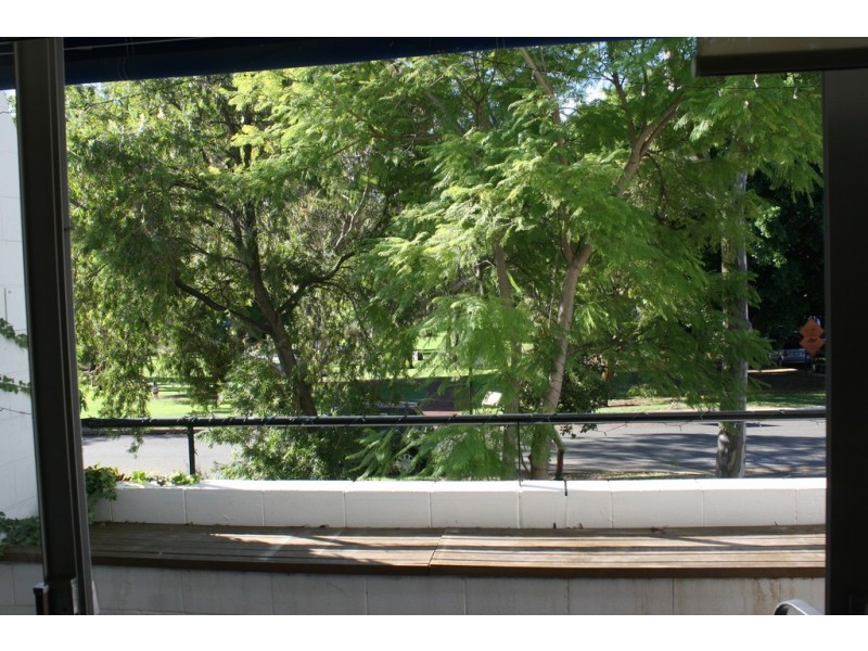 5 Evans Street, Shenton Park WA 6008