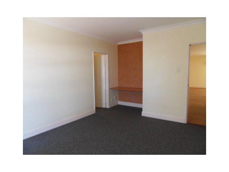 3 Knave Lane, Innaloo WA 6018