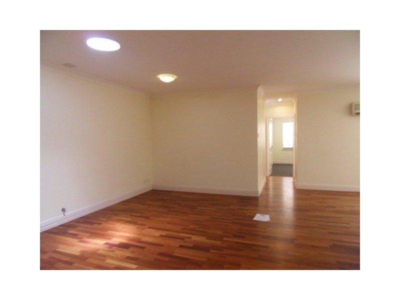 3 Knave Lane, Innaloo WA 6018