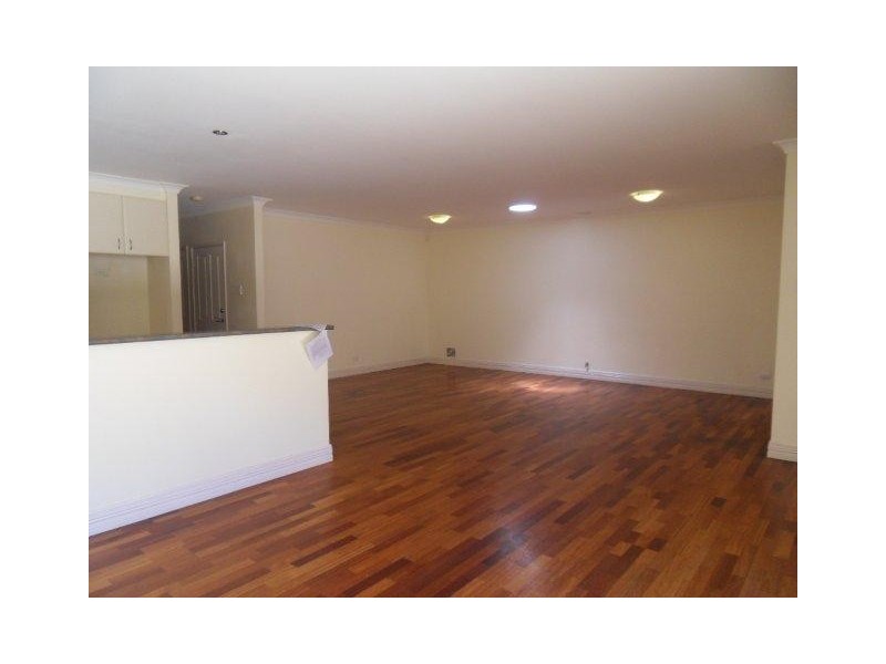 3 Knave Lane, Innaloo WA 6018