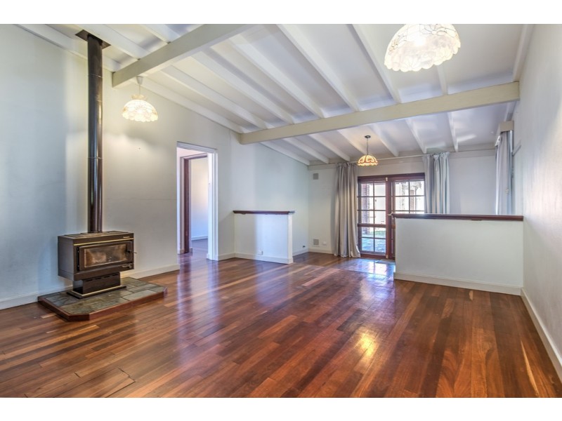 25 Holland Street, Wembley WA 6014