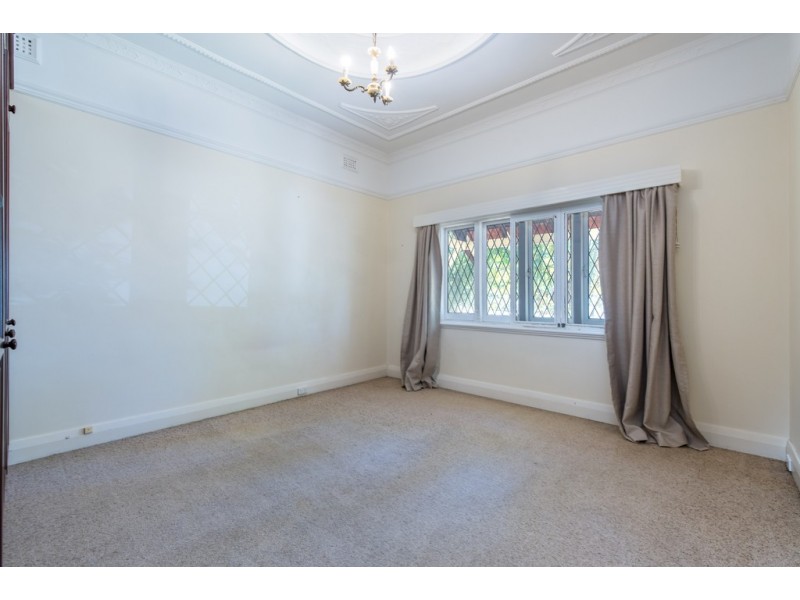 25 Holland Street, Wembley WA 6014