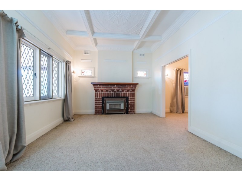 25 Holland Street, Wembley WA 6014