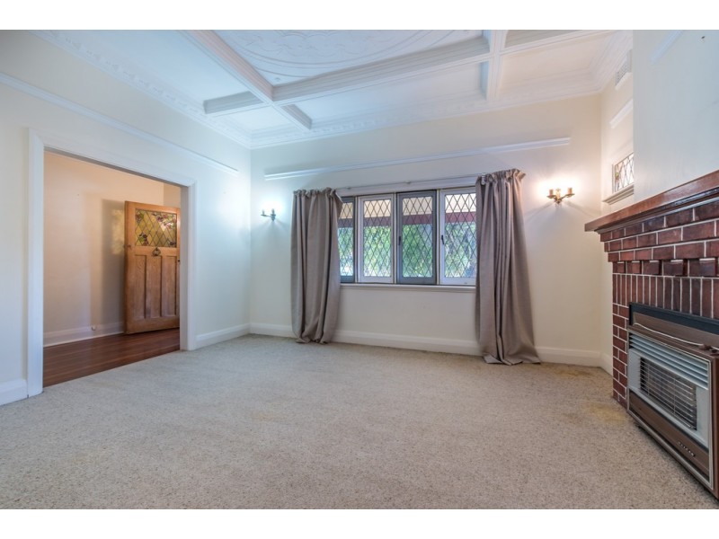 25 Holland Street, Wembley WA 6014