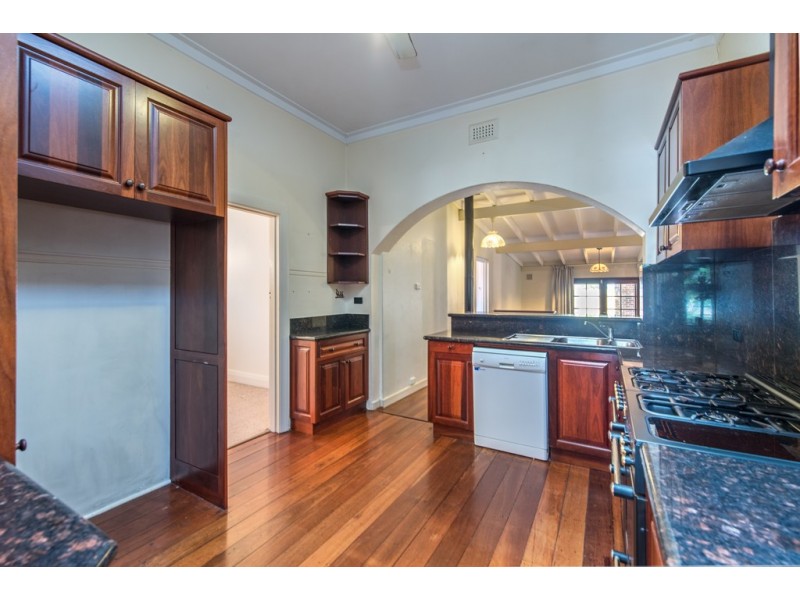 25 Holland Street, Wembley WA 6014