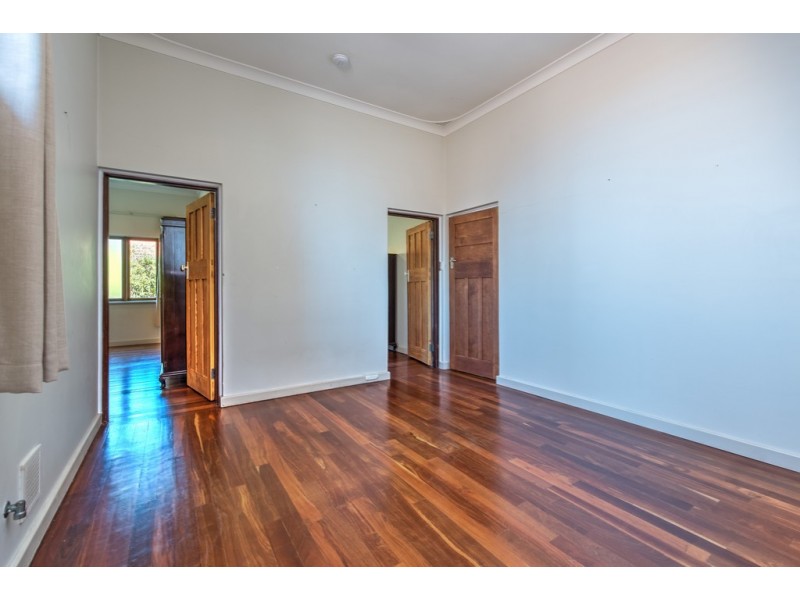 25 Holland Street, Wembley WA 6014
