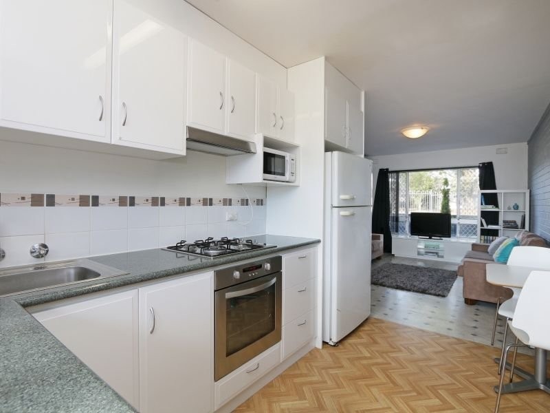 7/17 Kenton Street, Lynwood WA 6147