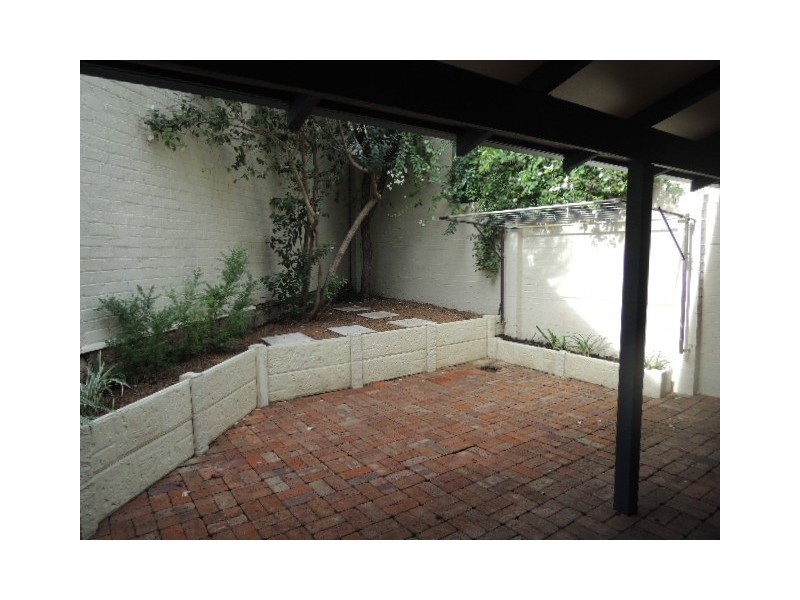 2/52 Bedford Avenue, Subiaco WA 6008