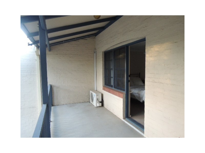 2/52 Bedford Avenue, Subiaco WA 6008