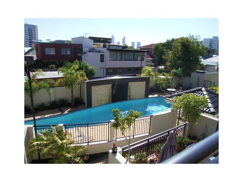 4/23 Hardy Street, South Perth WA 6151