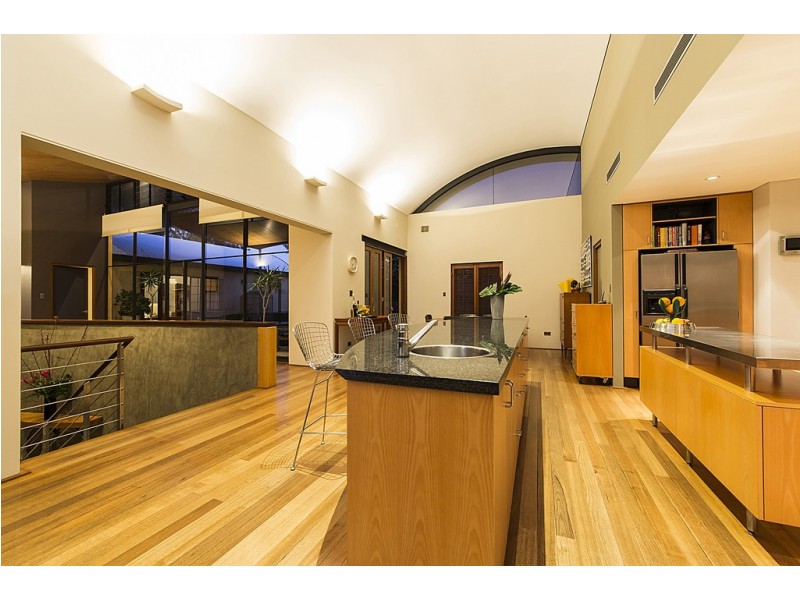 12 Tara Vista, West Leederville WA 6007