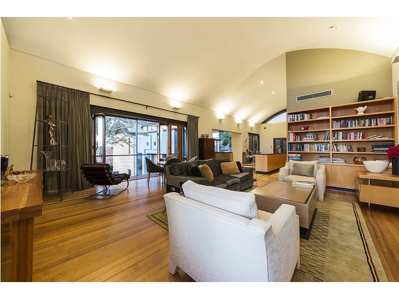 12 Tara Vista, West Leederville WA 6007