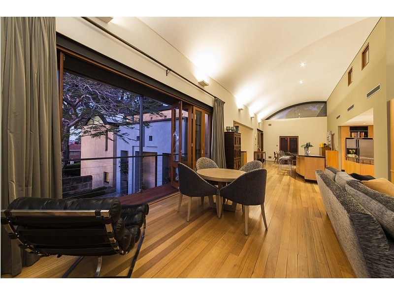 12 Tara Vista, West Leederville WA 6007