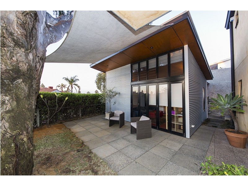 12 Tara Vista, West Leederville WA 6007