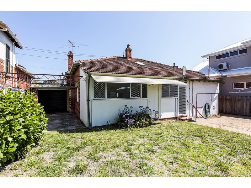 74 Alexander Street, Wembley WA 6014