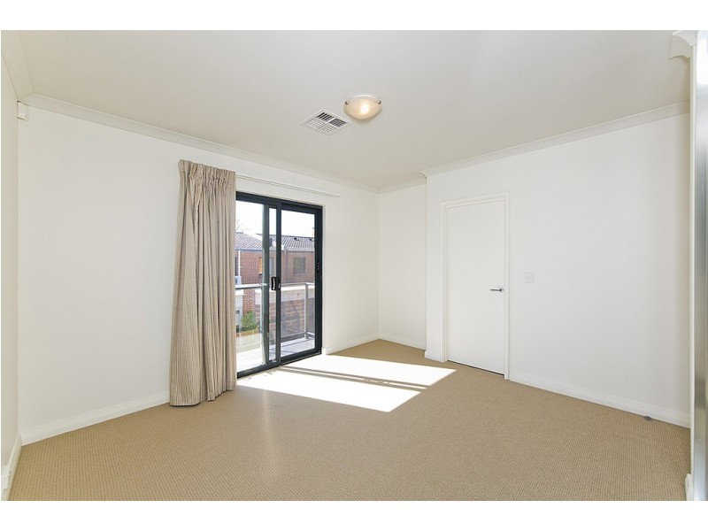 17/1 Simper Street, Wembley WA 6014