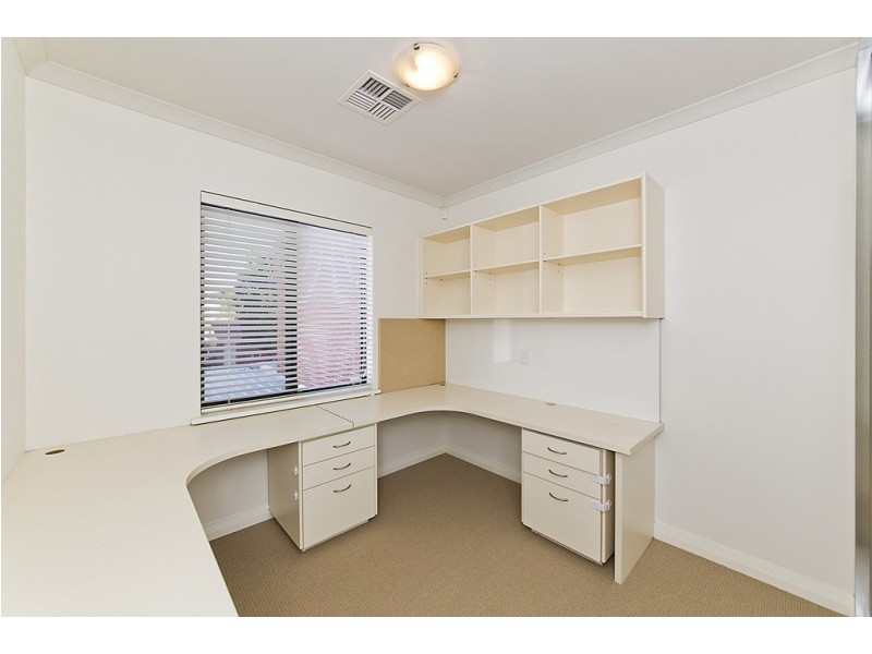 17/1 Simper Street, Wembley WA 6014