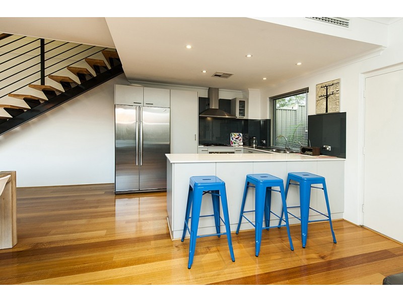 1/62 Salvado Road, Wembley WA 6014