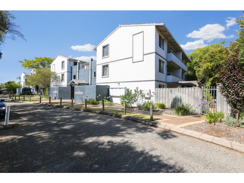 9/125 Herdsman Parade, Wembley WA 6014