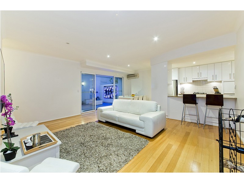 2/1 Cashel Lane, Subiaco WA 6008