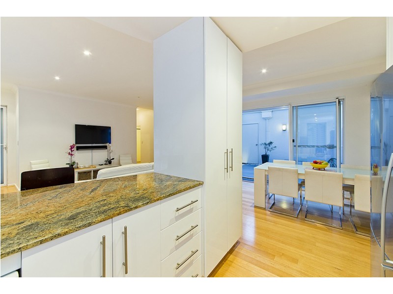 2/1 Cashel Lane, Subiaco WA 6008