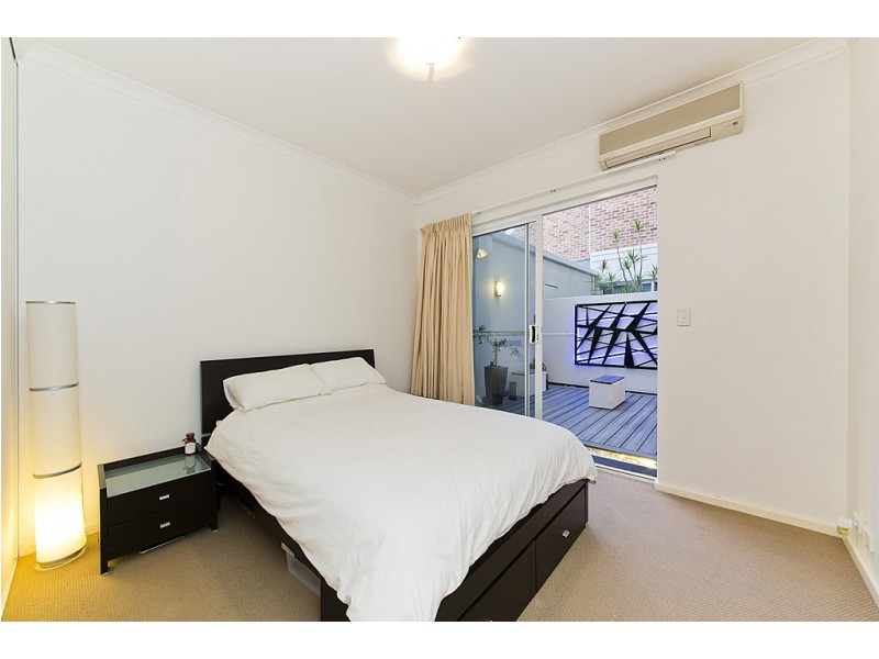 2/1 Cashel Lane, Subiaco WA 6008