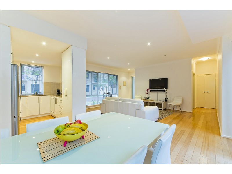 2/1 Cashel Lane, Subiaco WA 6008