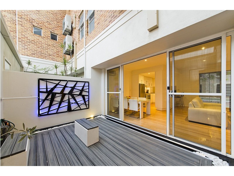 2/1 Cashel Lane, Subiaco WA 6008