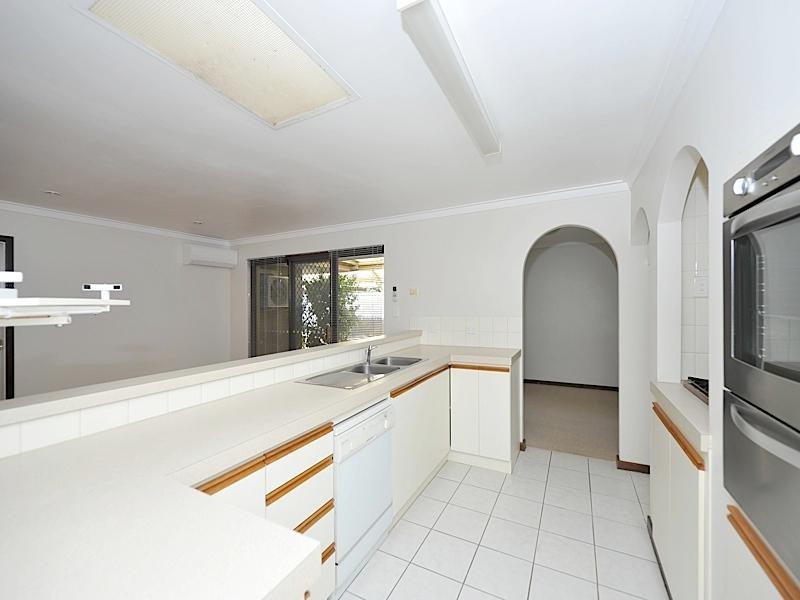 47 Osmaston Road, Carine WA 6020