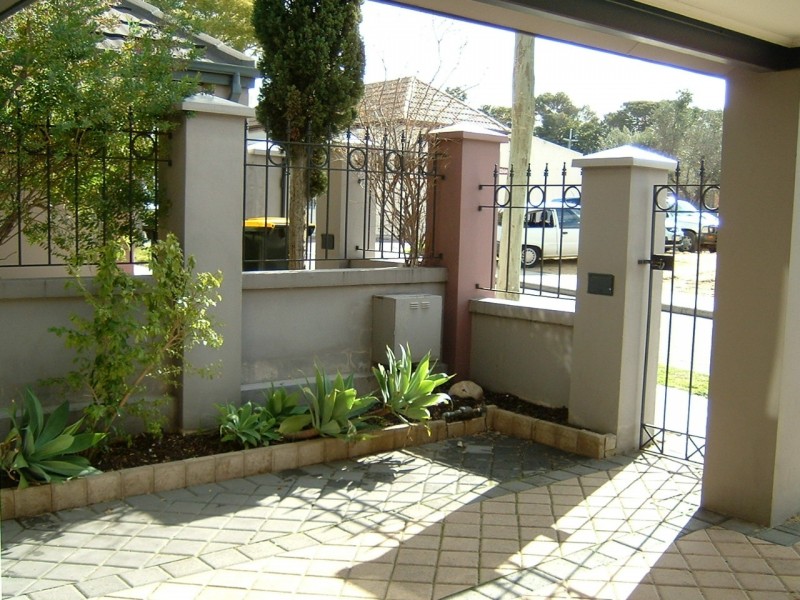2/1 Hammond Street, West Perth WA 6005