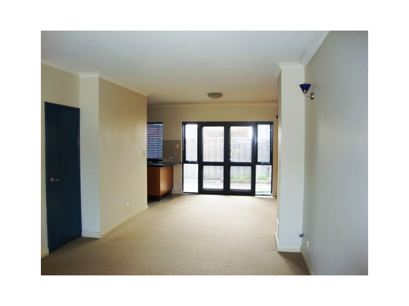 2/1 Hammond Street, West Perth WA 6005