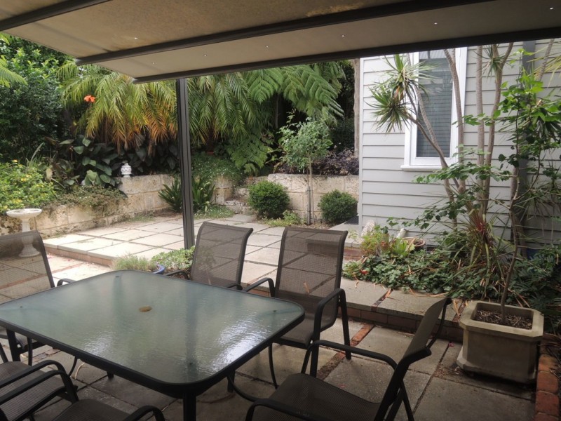 31 Rockton Road, Nedlands WA 6009