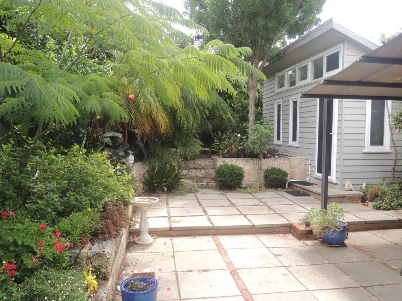 31 Rockton Road, Nedlands WA 6009