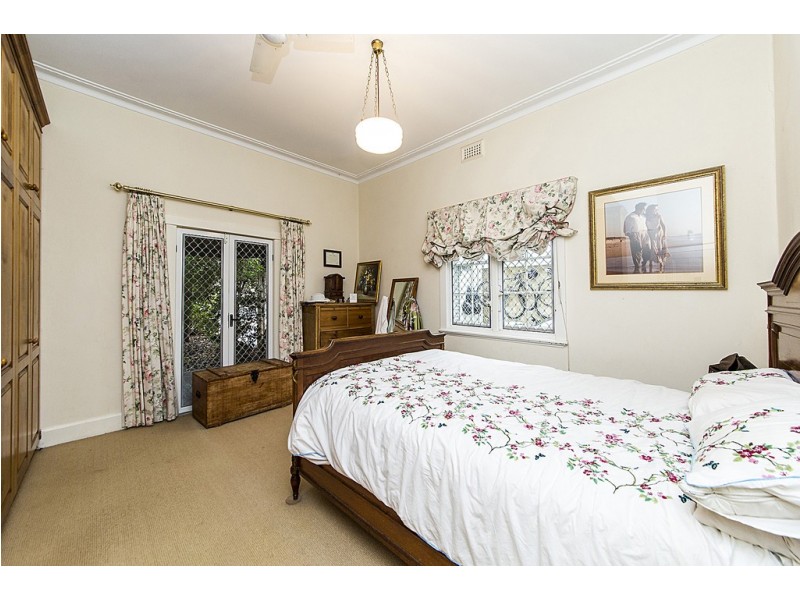 12 Alexander Street, Wembley WA 6014