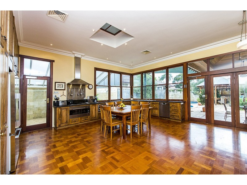 12 Alexander Street, Wembley WA 6014