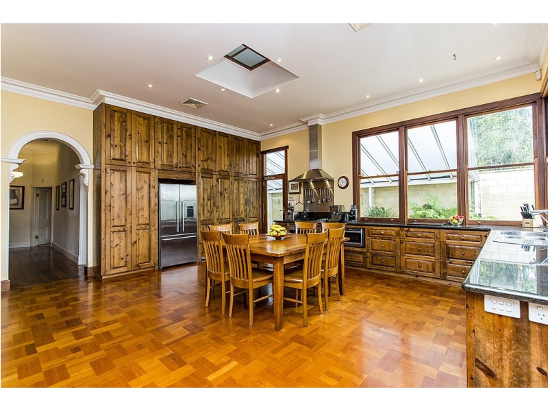 12 Alexander Street, Wembley WA 6014